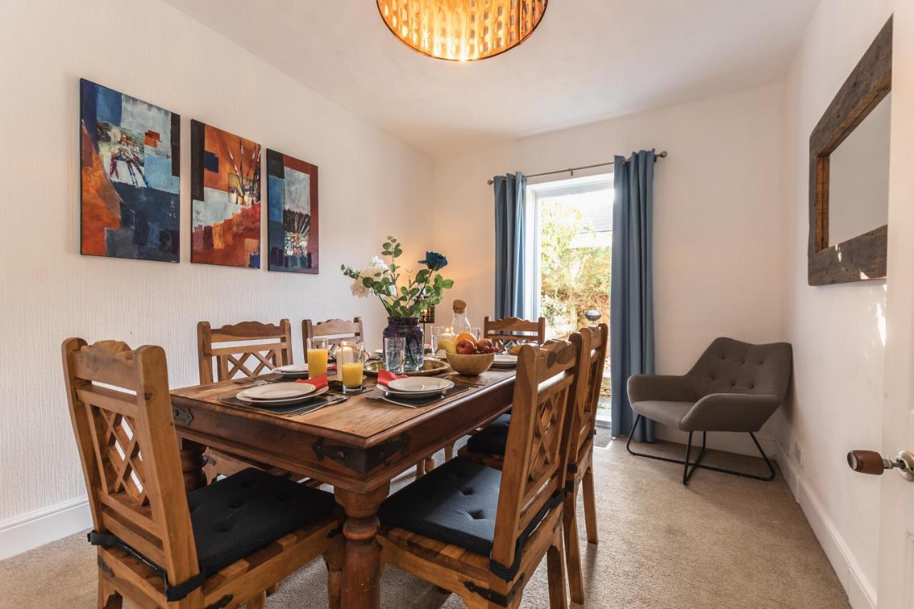 3-Bedroom House L Fast Wi-Fi L Garden L Newly Decorated L Close To Shops And Restaurants Bournemouth Exterior photo